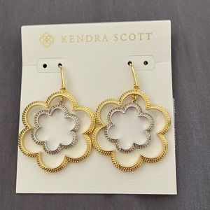 Kendra Scott Susie open frame earring in mixed metal